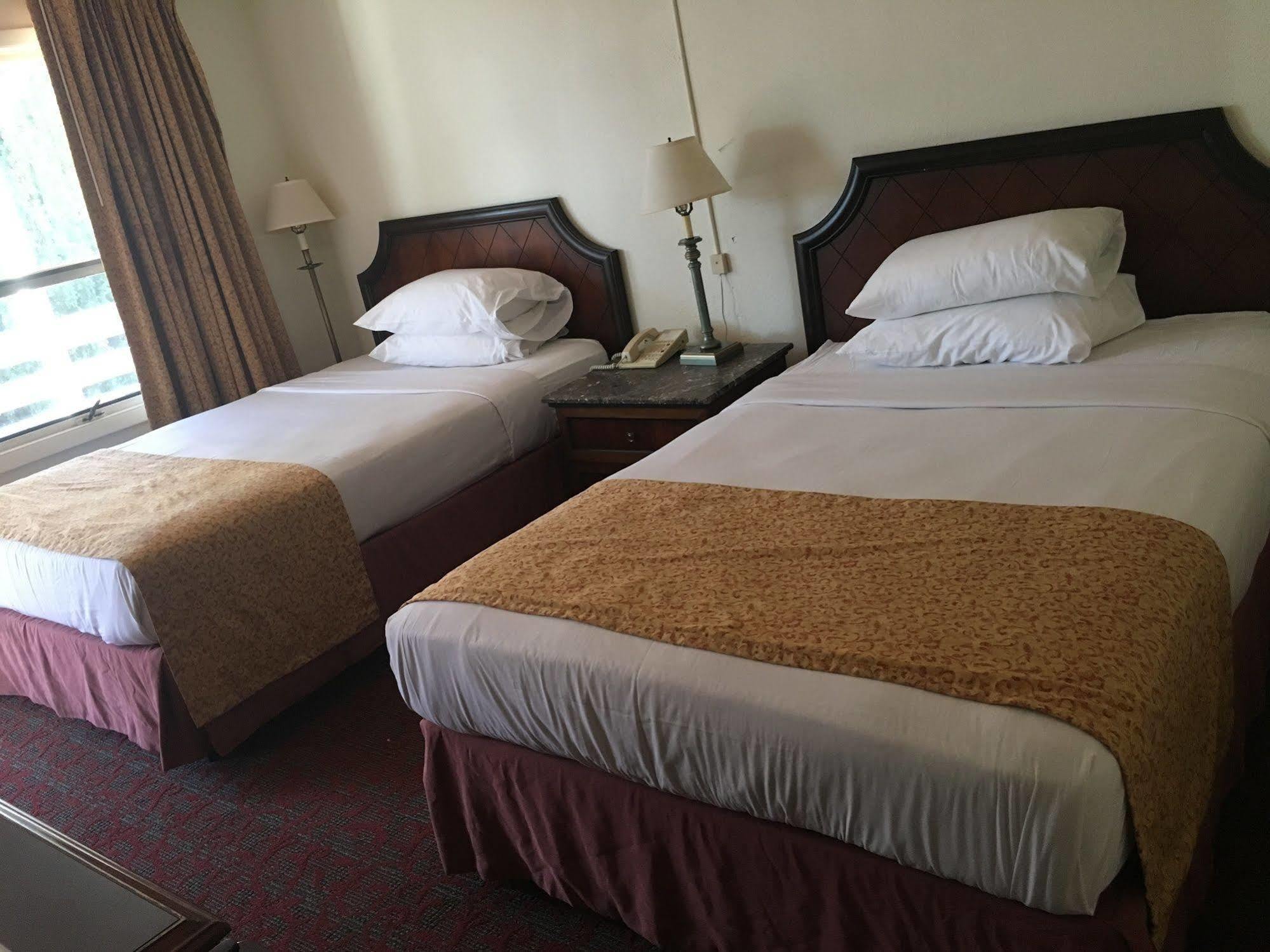 Waterford Inn Eksteriør billede